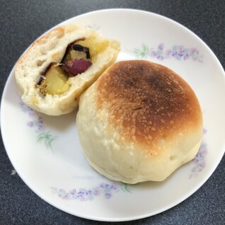 あま～～～い　焼き芋パン